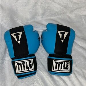 Title Boxing Blue and Black Gel Gloves